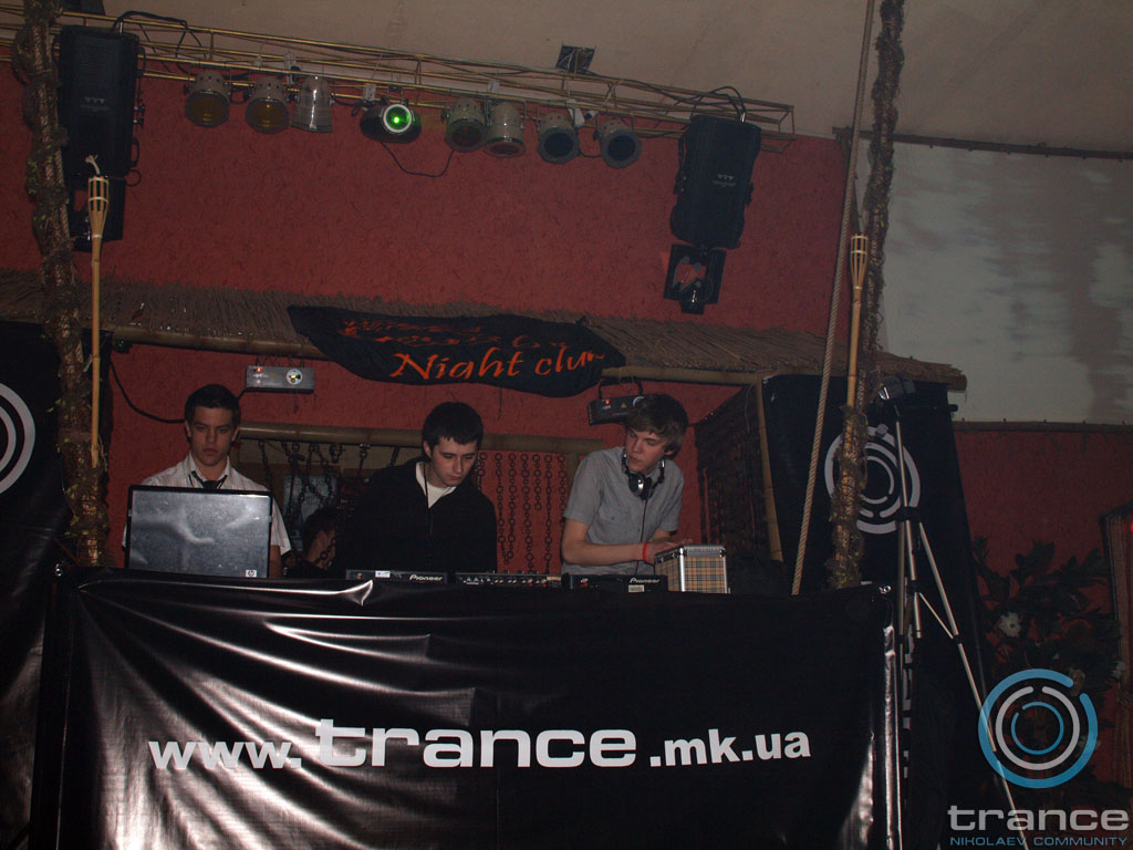 trance_re-born_at_caribs018