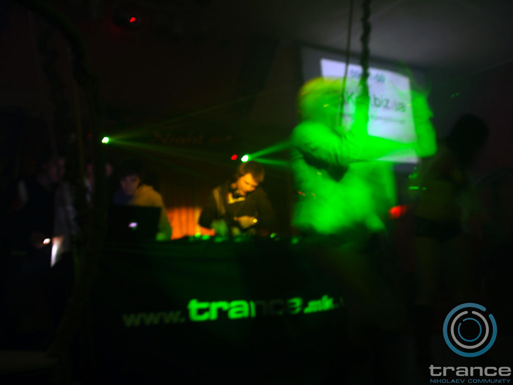 trance_re-born_at_caribs028