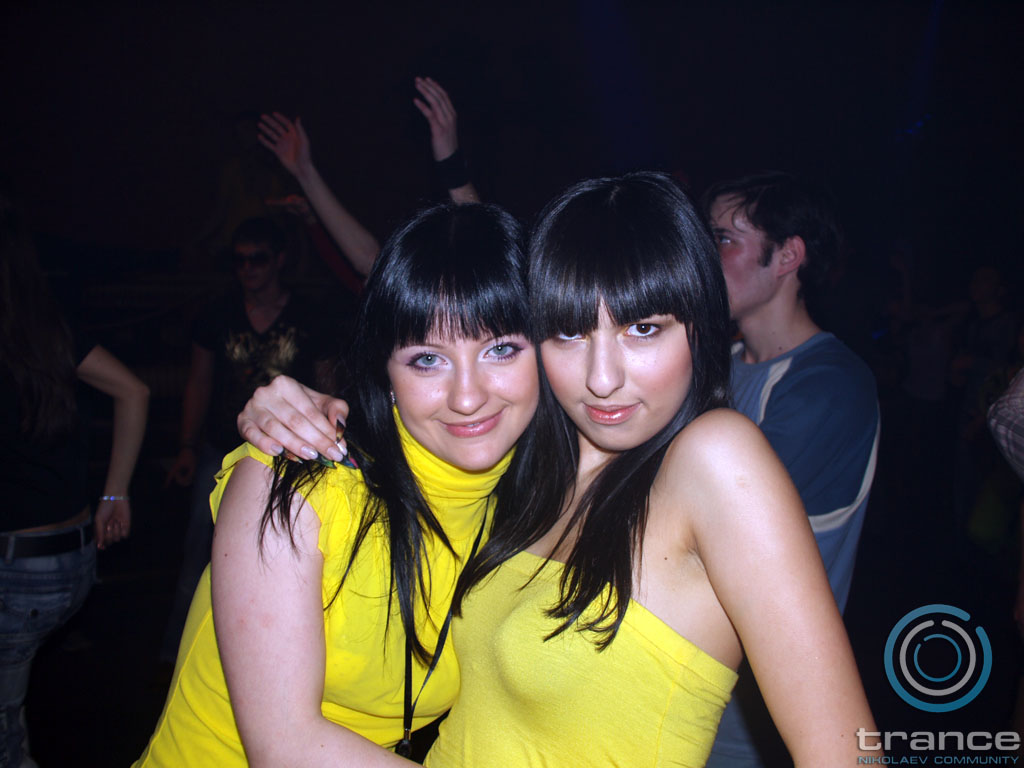 trance_re-born_at_caribs029