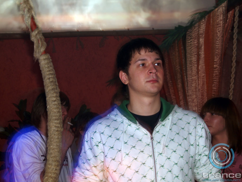 trance_re-born_at_caribs087