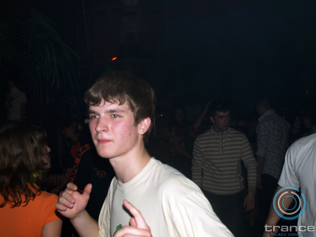 trance_re-born_at_caribs097