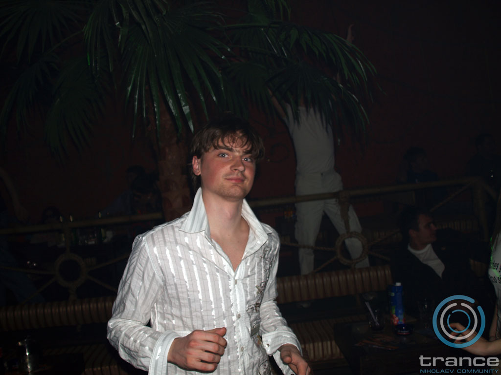 trance_re-born_at_caribs110