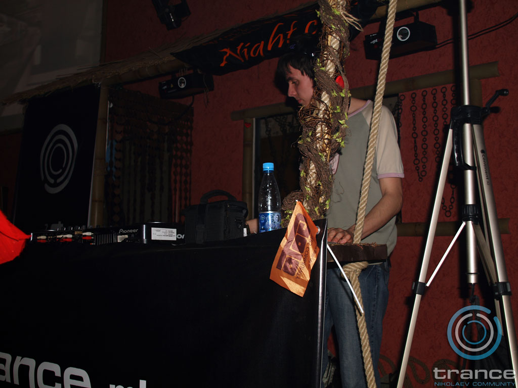 trance_re-born_at_caribs129