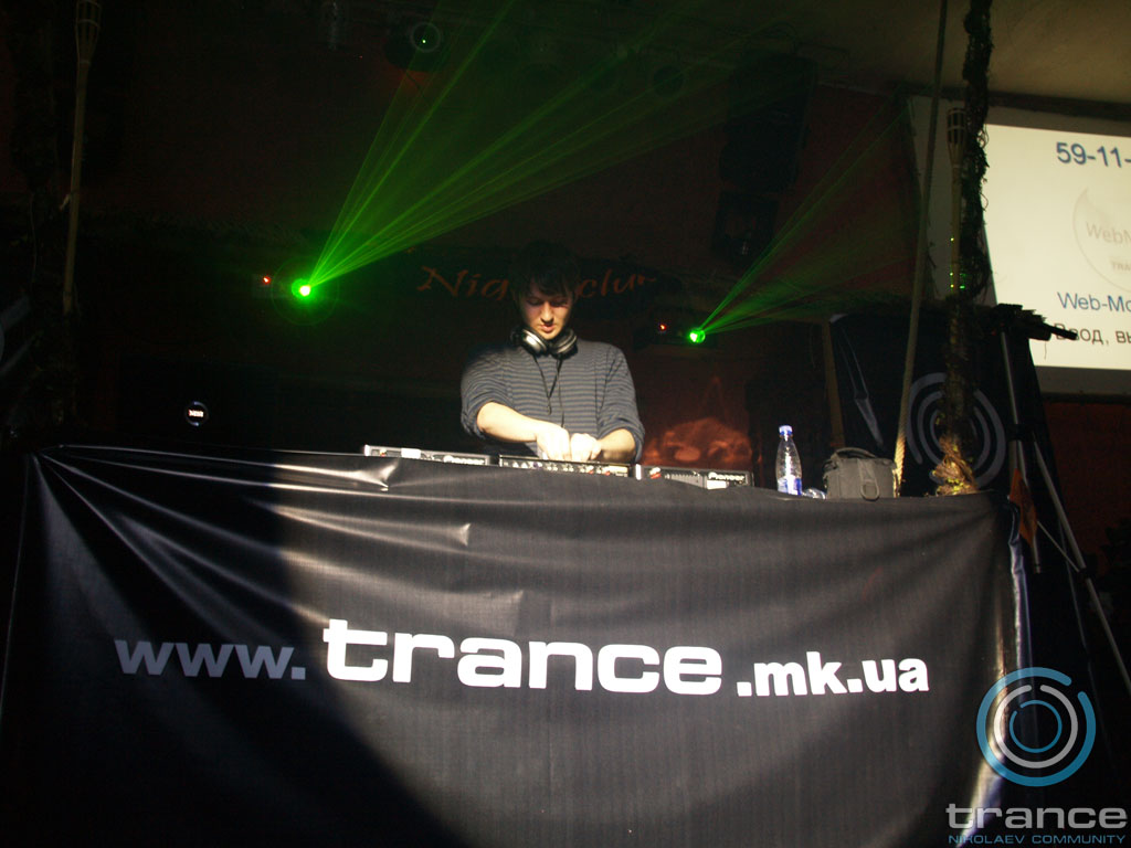 trance_re-born_at_caribs193